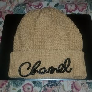 Chanel Beanie 22A